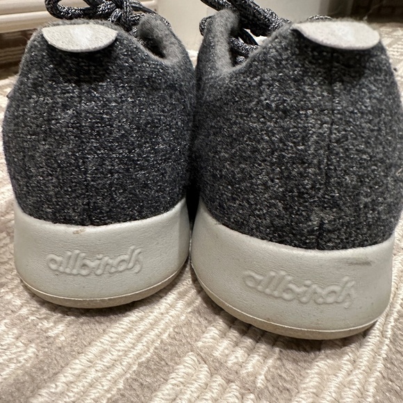 WOMEN'S ALLBIRDS GRAY WOOL RUNNERS SZ 8 - Picture 3 of 7